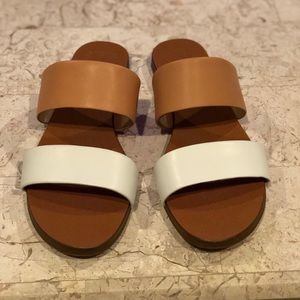 Vince Camuto Sandals
